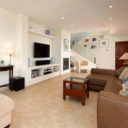 Centauro By Interhome * Montgo