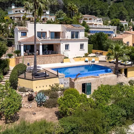 Centauro Villa *