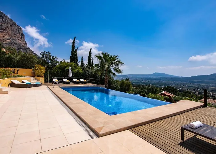 Villa Centauro By Interhome Montgo